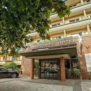 **** Hotel Mamaison Andrassy Ungarn